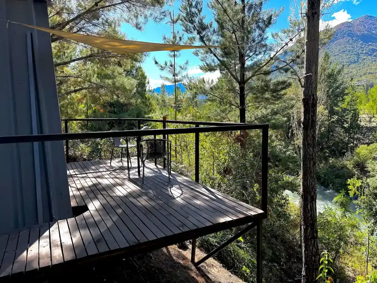 Cabina con Terraza frente al Río